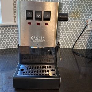 Classic Pro Espresso Machine - Silver and Black
